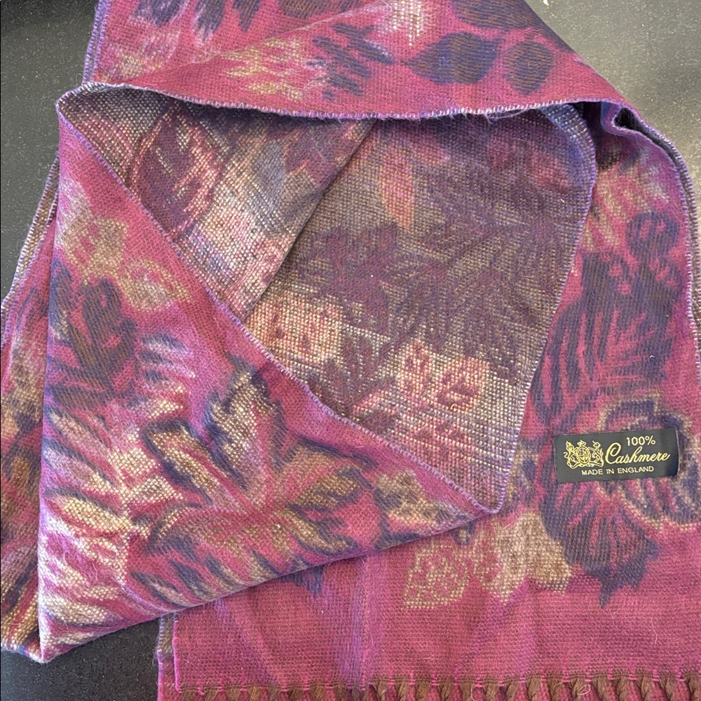 Pink Floral 100% Cashmere Scarf - Picture 2 of 3